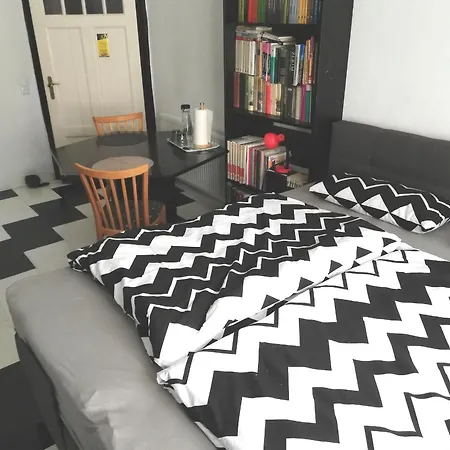 Privatzimmer Hagen 民宿 *