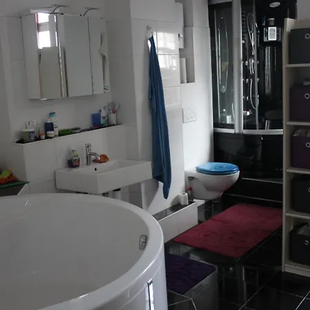 Privatzimmer Hagen בית אירוח האגן