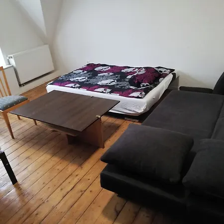 Privatzimmer Hagen 民宿 *